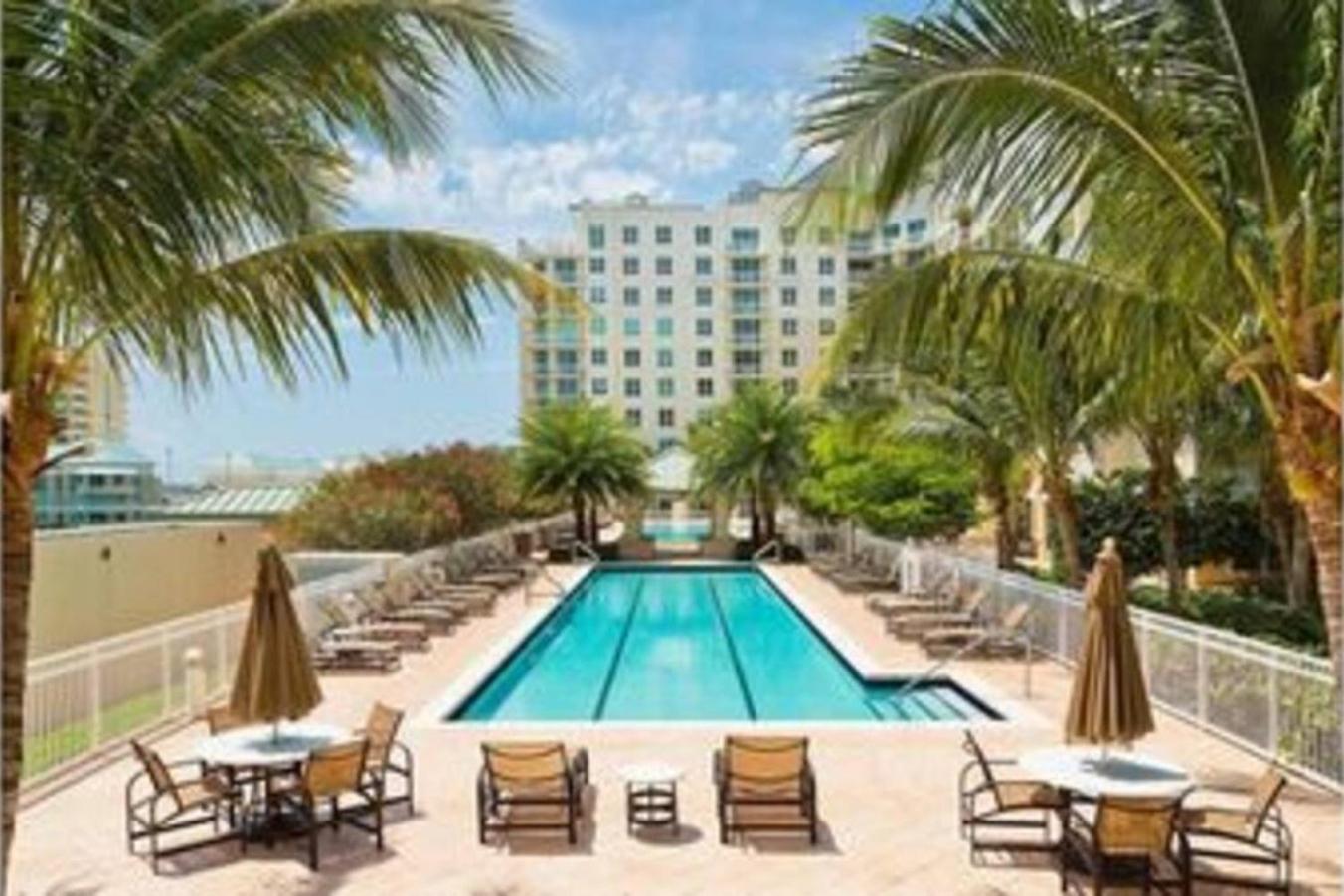 Apartment In Casa Costa Condo!Beach Pass Included Boynton Beach Exteriér fotografie