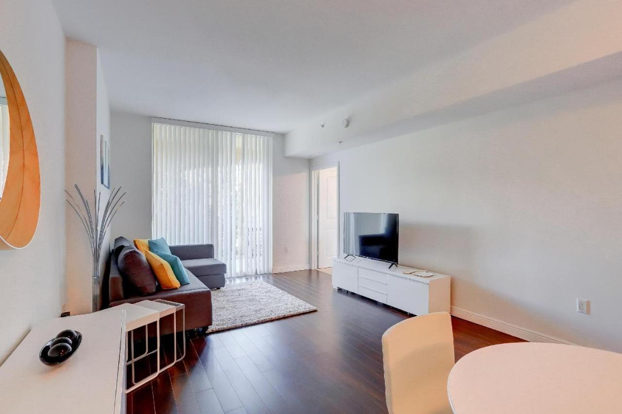 Apartment In Casa Costa Condo!Beach Pass Included Boynton Beach Exteriér fotografie